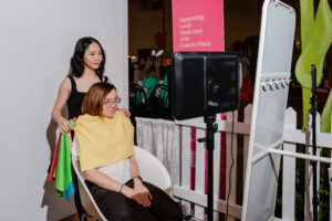 client getting personal colour analysis